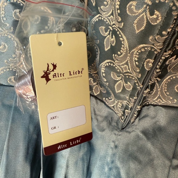 NWT Alte Liebe Oktoberfest Bavarian Dirndl Dress German Silver Blue Size 8 - Picture 7 of 16